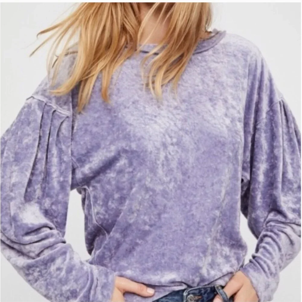 Free People Crushed Velvet Sweatshirt Blue size‎ Small